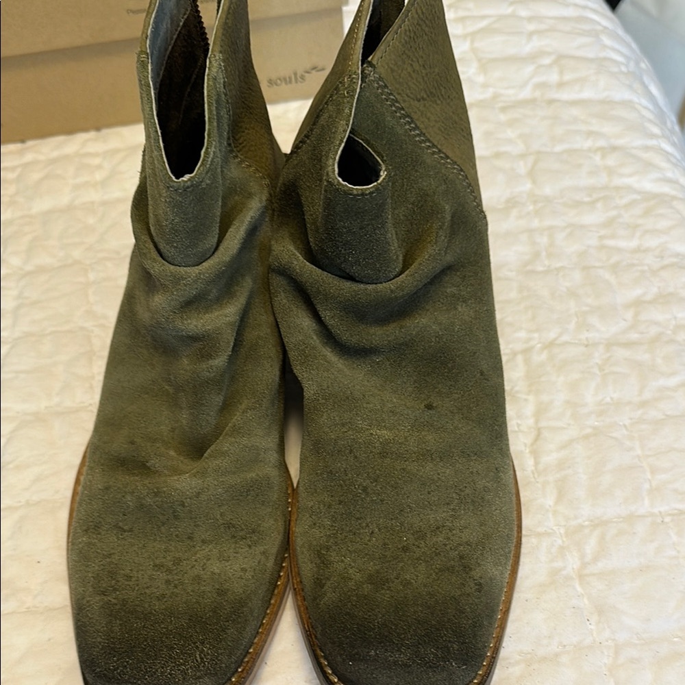Seychelles olive ankle boots